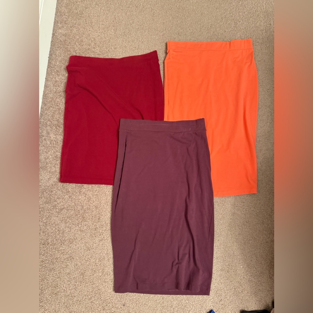 Zenana 3 Red Orange Pencil Knee-Length bodycon skirts medium Anthropologie
